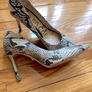 Hazel by Sam Edelman. Size US8